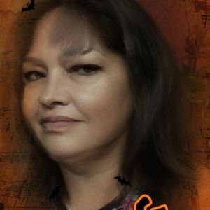 Meet your Posher, Maclovia